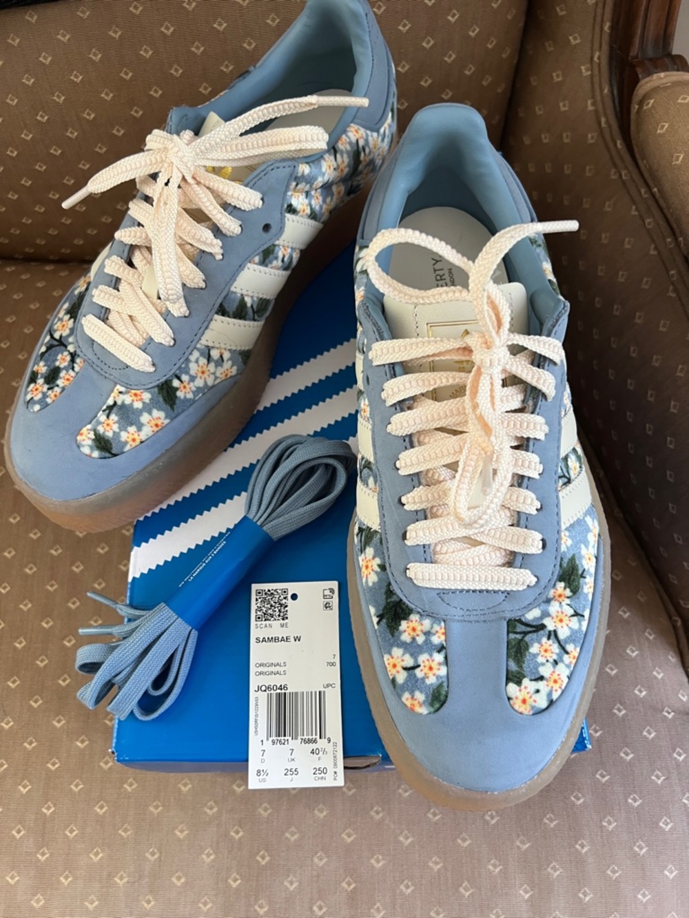 adidas Liberty London Women's Samba Sambae OG Blue Floral Sneakers — 8.5 NEW